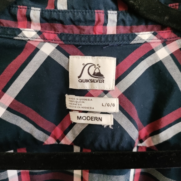 Quicksilver Long Sleeve Button Up EUC - Picture 2 of 7